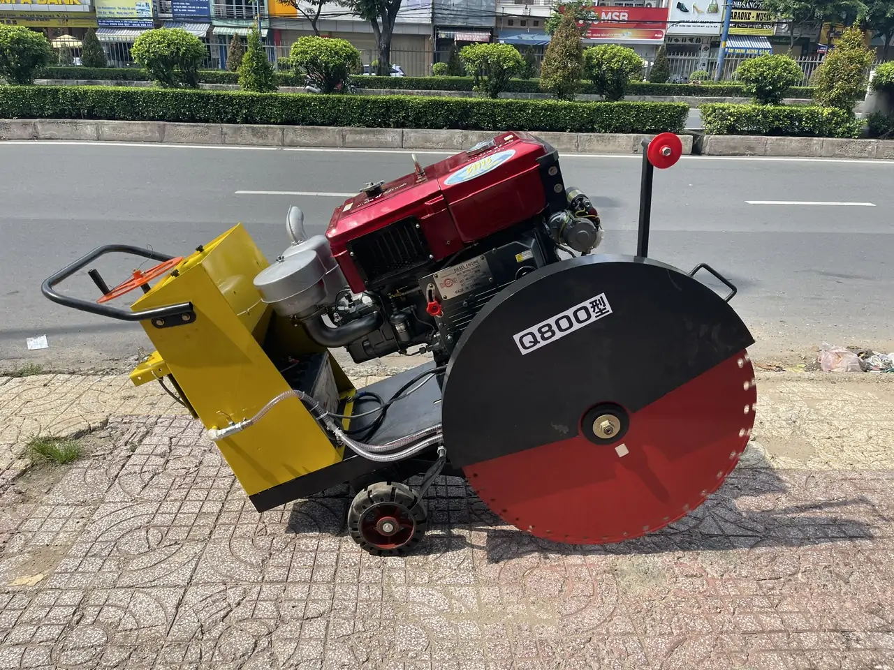 Máy cắt bê tông Fureki LQ1000