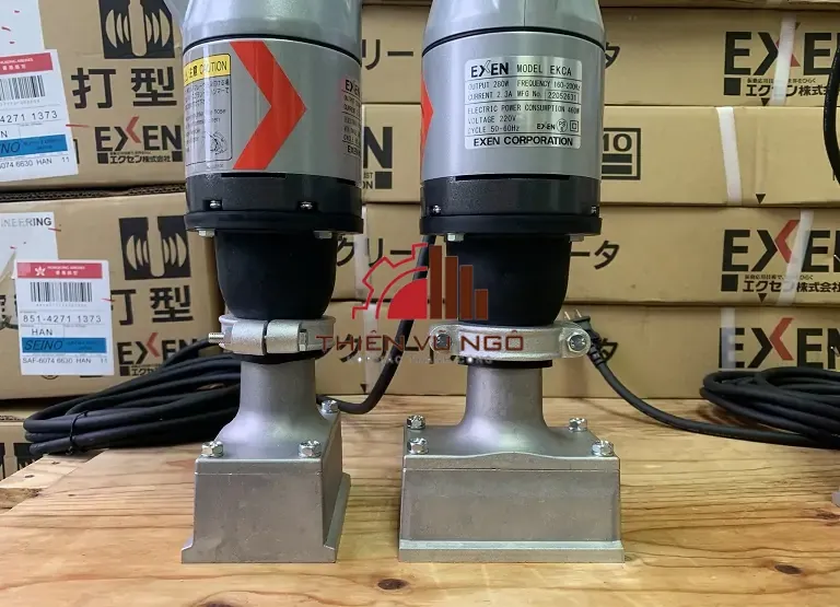 Máy đầm rung bê tông EXEN EKD