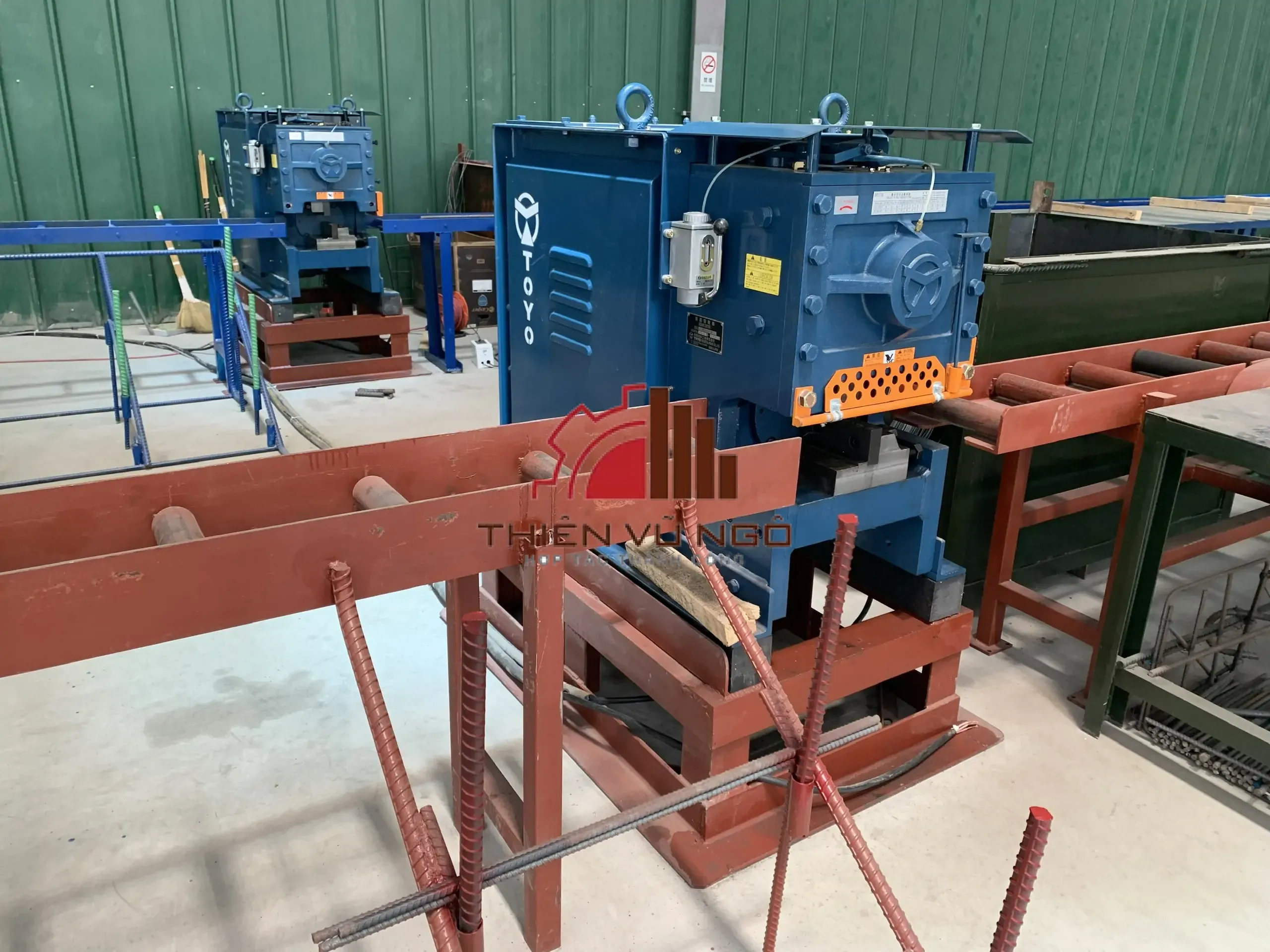 m&aacute;y cắt sắt TOYO MC-51W