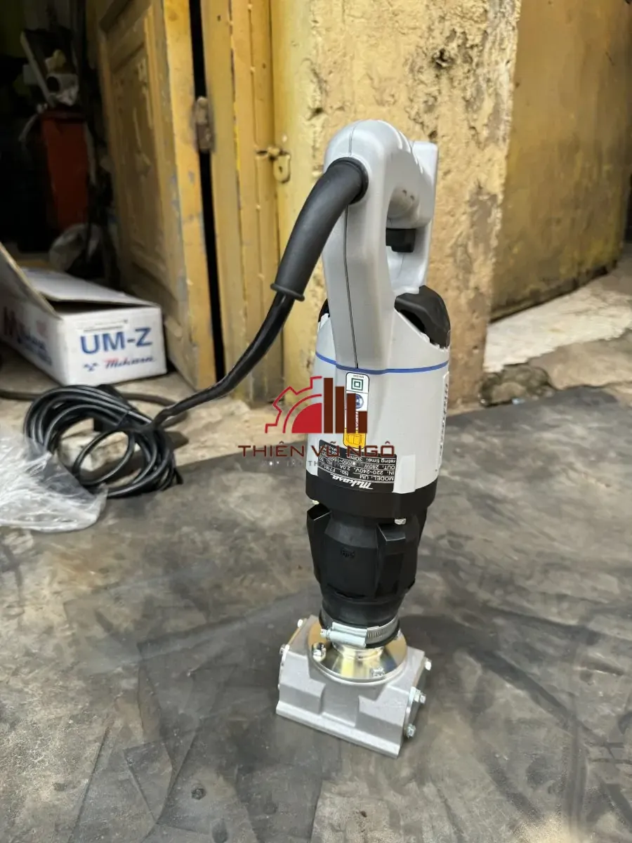 Máy đầm rung bê tông EXEN EKD