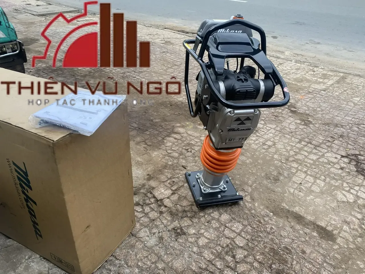 Máy đầm cóc mikasa MT77HRL