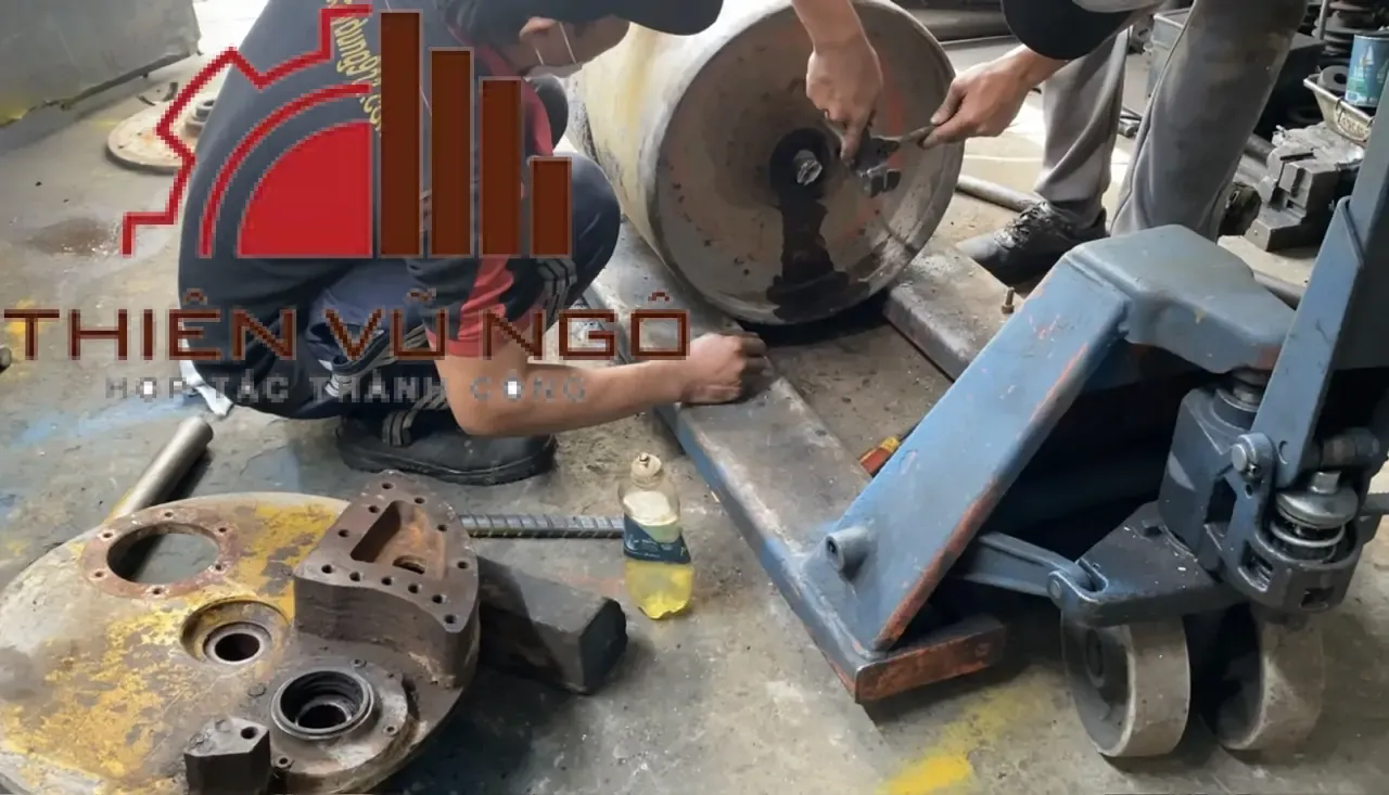 Dịch Vụ Sửa Chữa Xe Lu Tay 