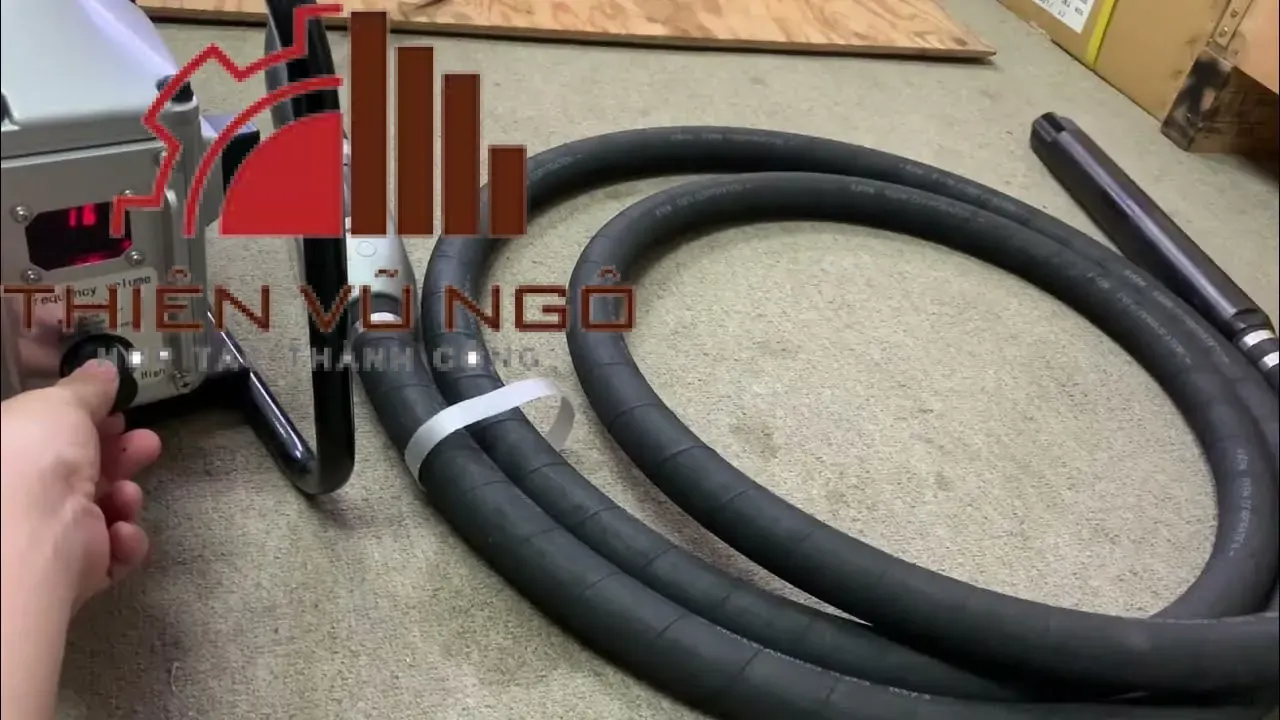 Đầm Dùi Biến Tần EXEN HBM40VF