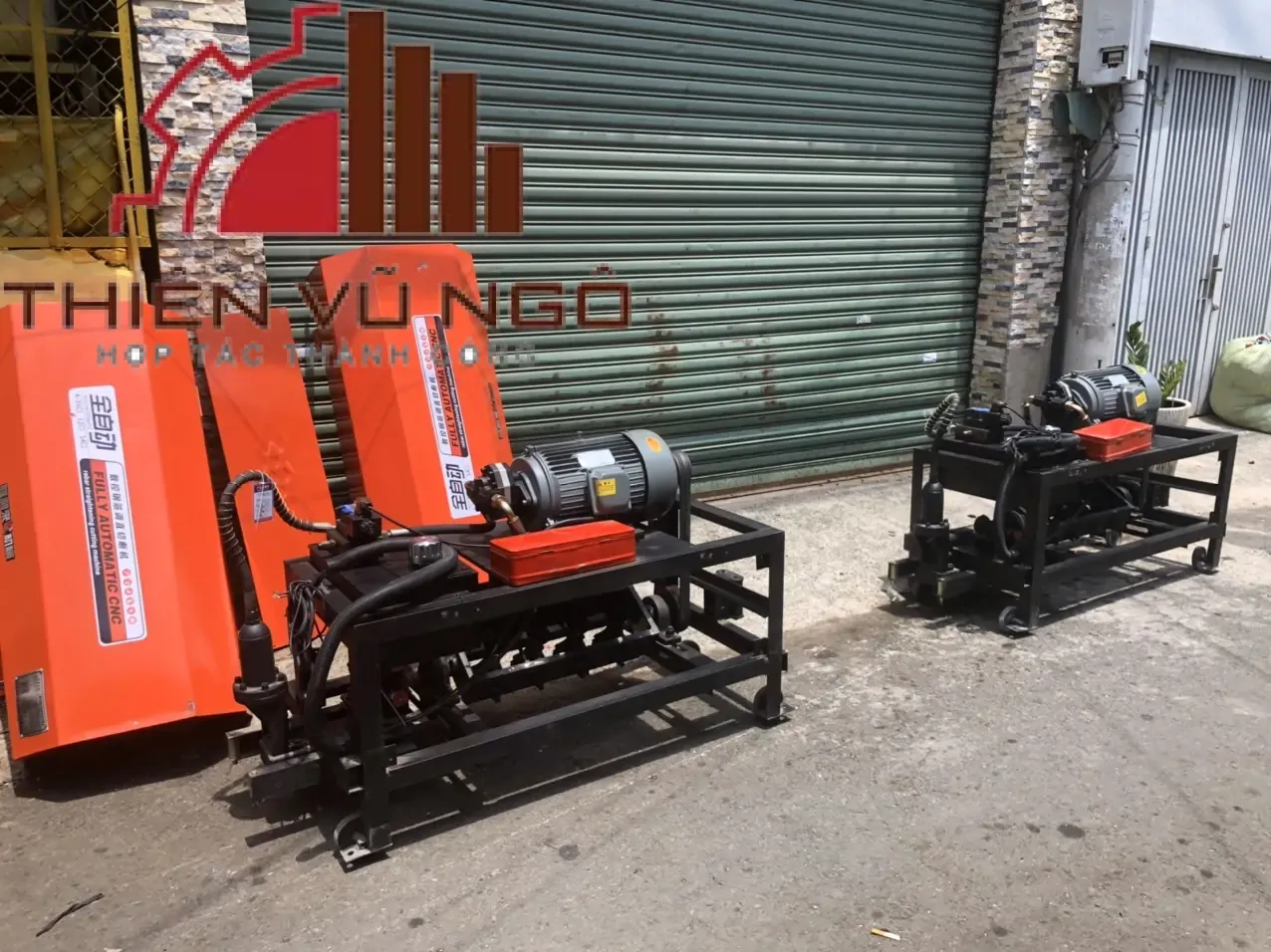 M&aacute;y Duỗi Cắt Sắt Tự Động GT4-12
