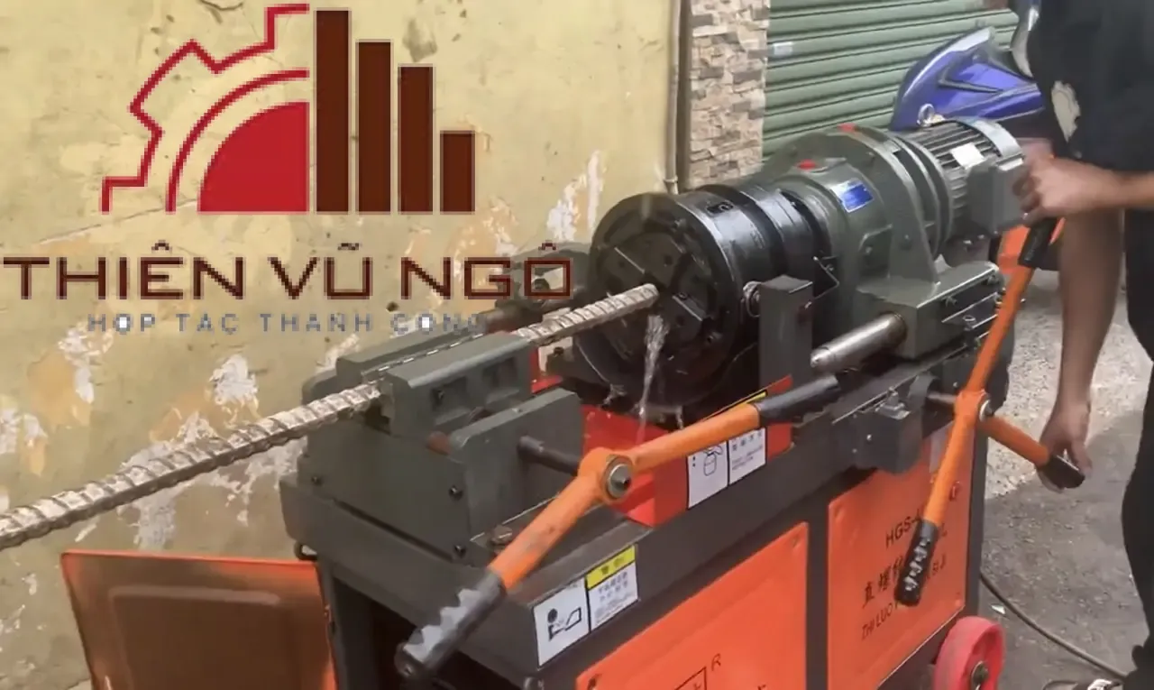 M&aacute;y Tiện Ren Sắt C&acirc;y HGS40