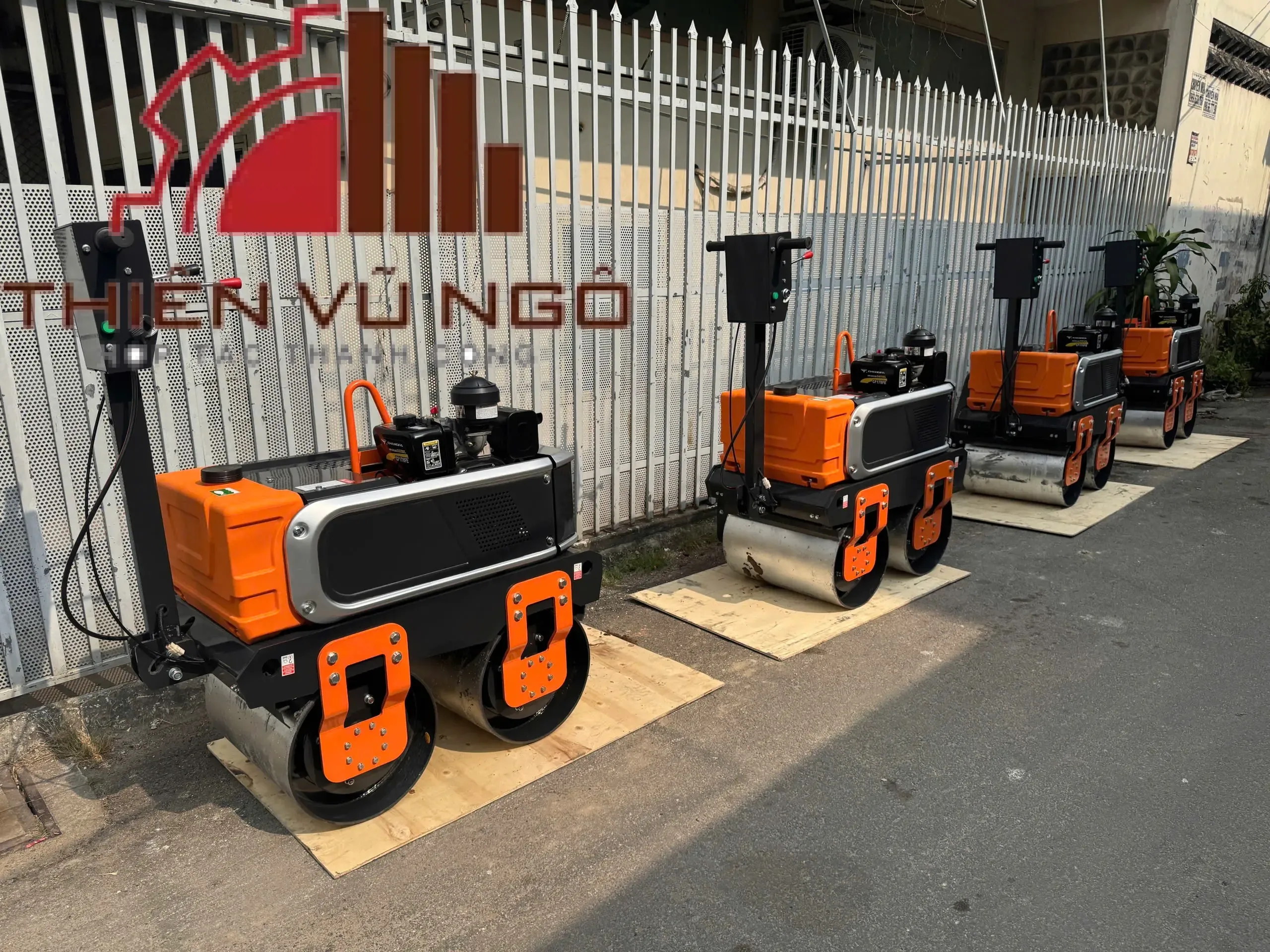 Xe lu tay 600kg FUREKI FYL-S600JH