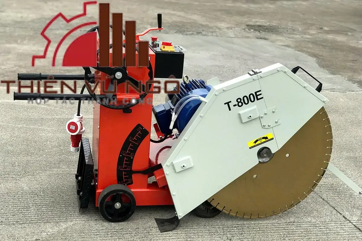 Máy Cắt Bê Tông T1200E